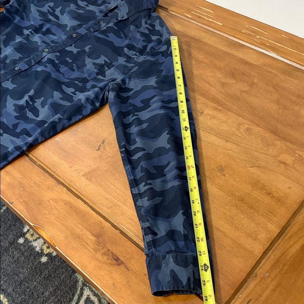 Banana Republic Untucked Slim Fit Men's Camouflage Button-Up Shirt Size Large - Picture 6 of 10